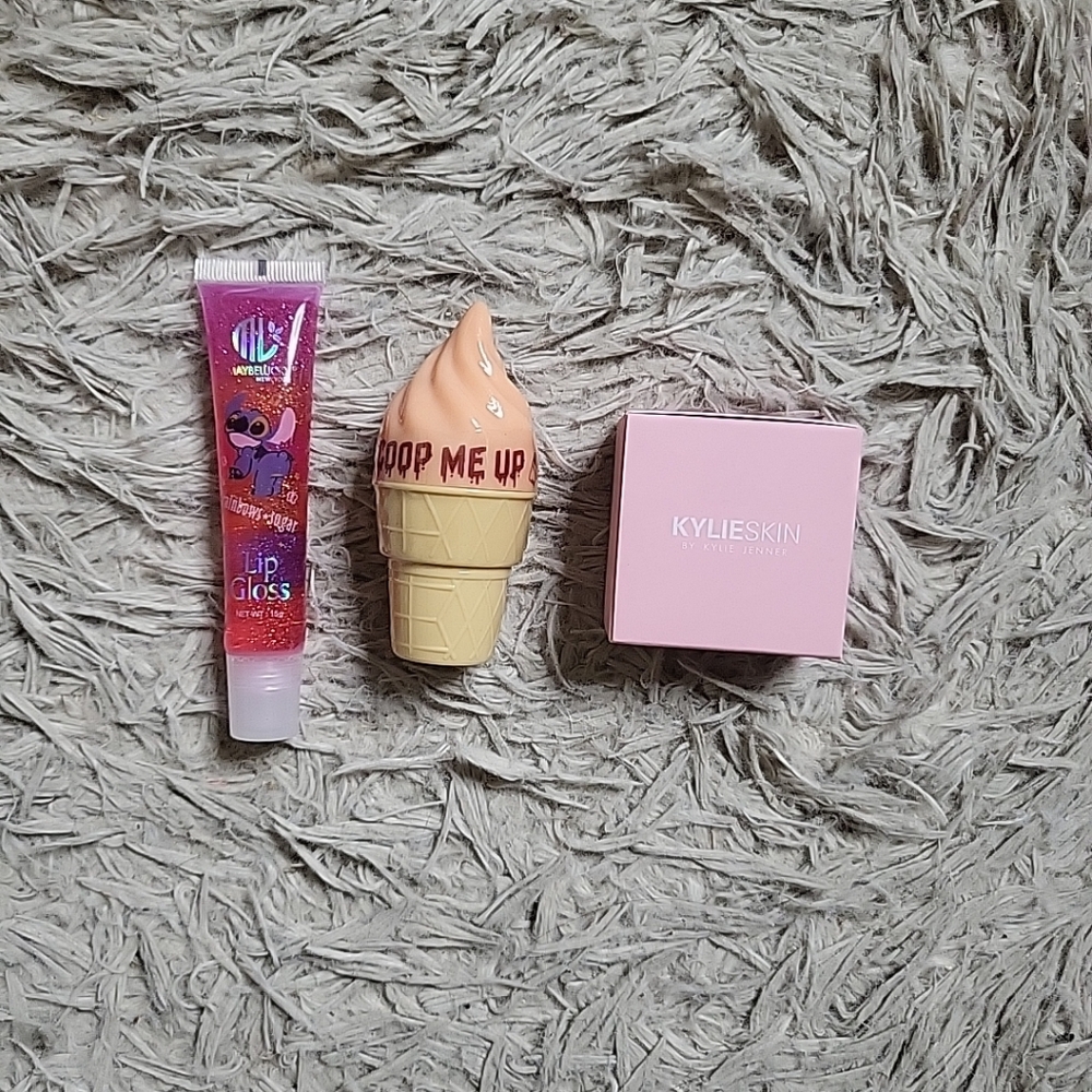 Beauty Bundle Kylie Skin Lip Mask Lips Gloss Balm Kylie Jenner Stitch ✨️💫